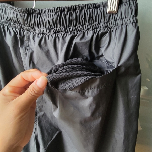Nike Woven Black Pants Men's Size Medium Pockets Elastic Waist/ retro style - Picture 4 of 14